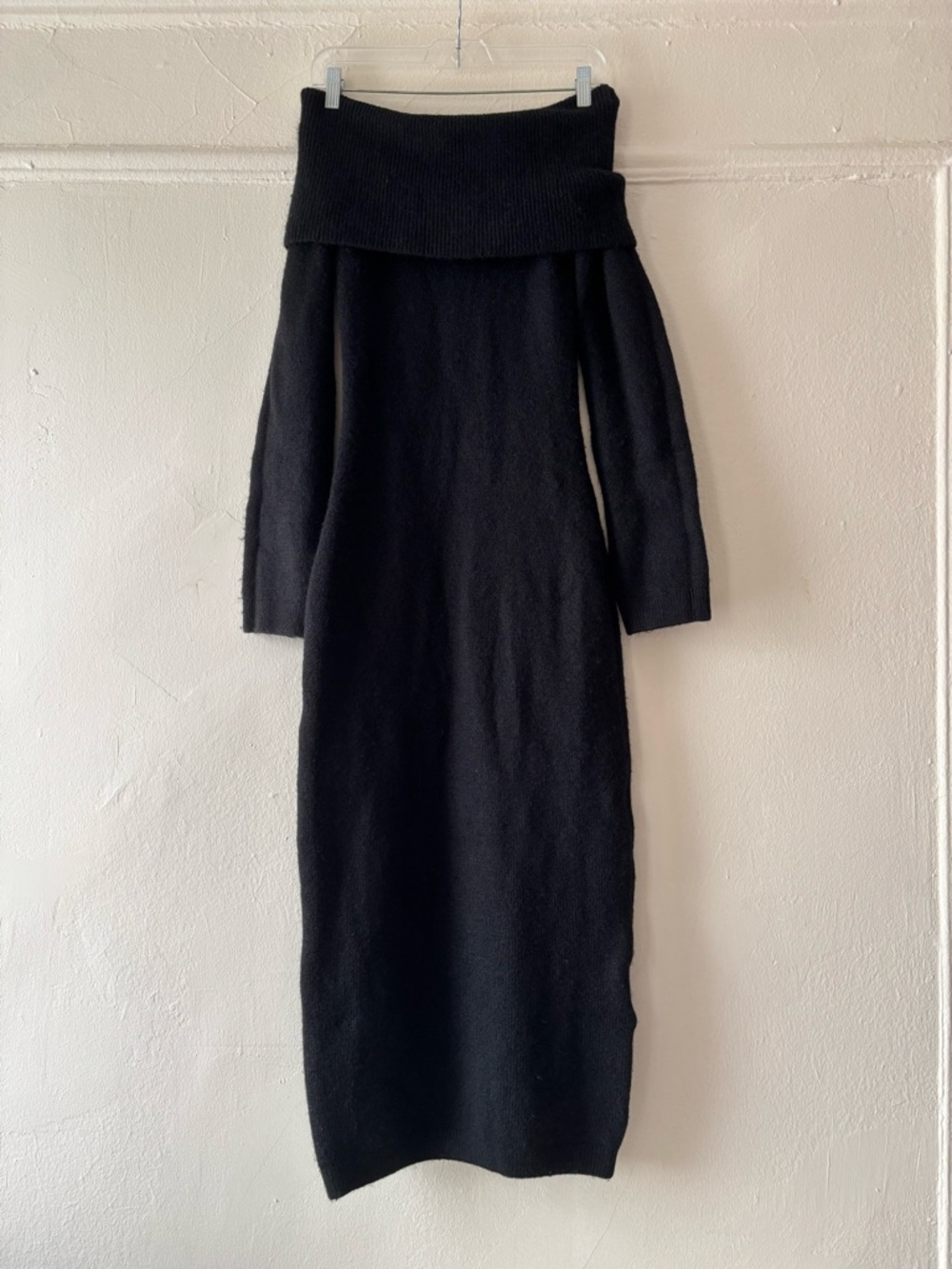 H&M Black Off-Shoulder Knit Dress